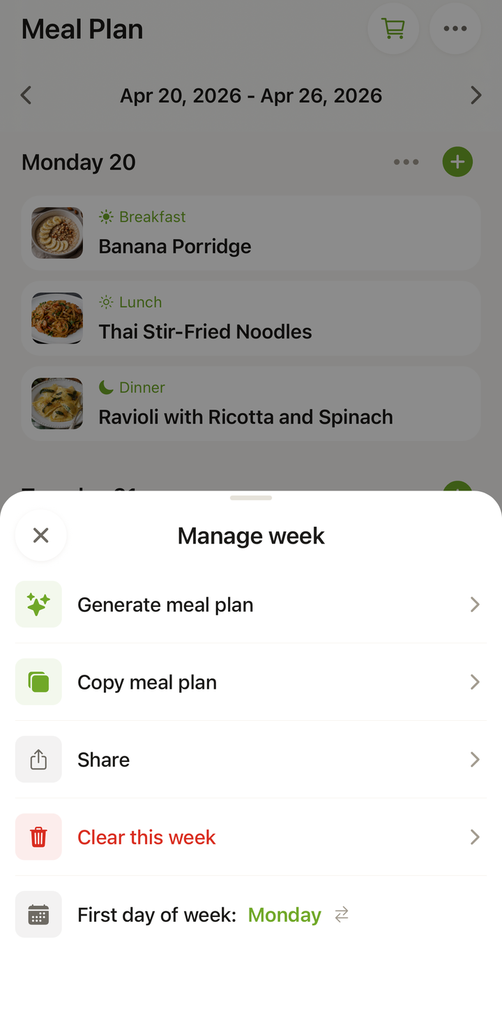 Manage week sheet with 'Copy meal plan' highlighted